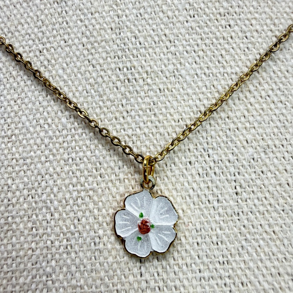 Guilloche Flower Pendant Necklace White Floral Dainty Gold Tone Vintage